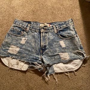 Levi Jean Shorts